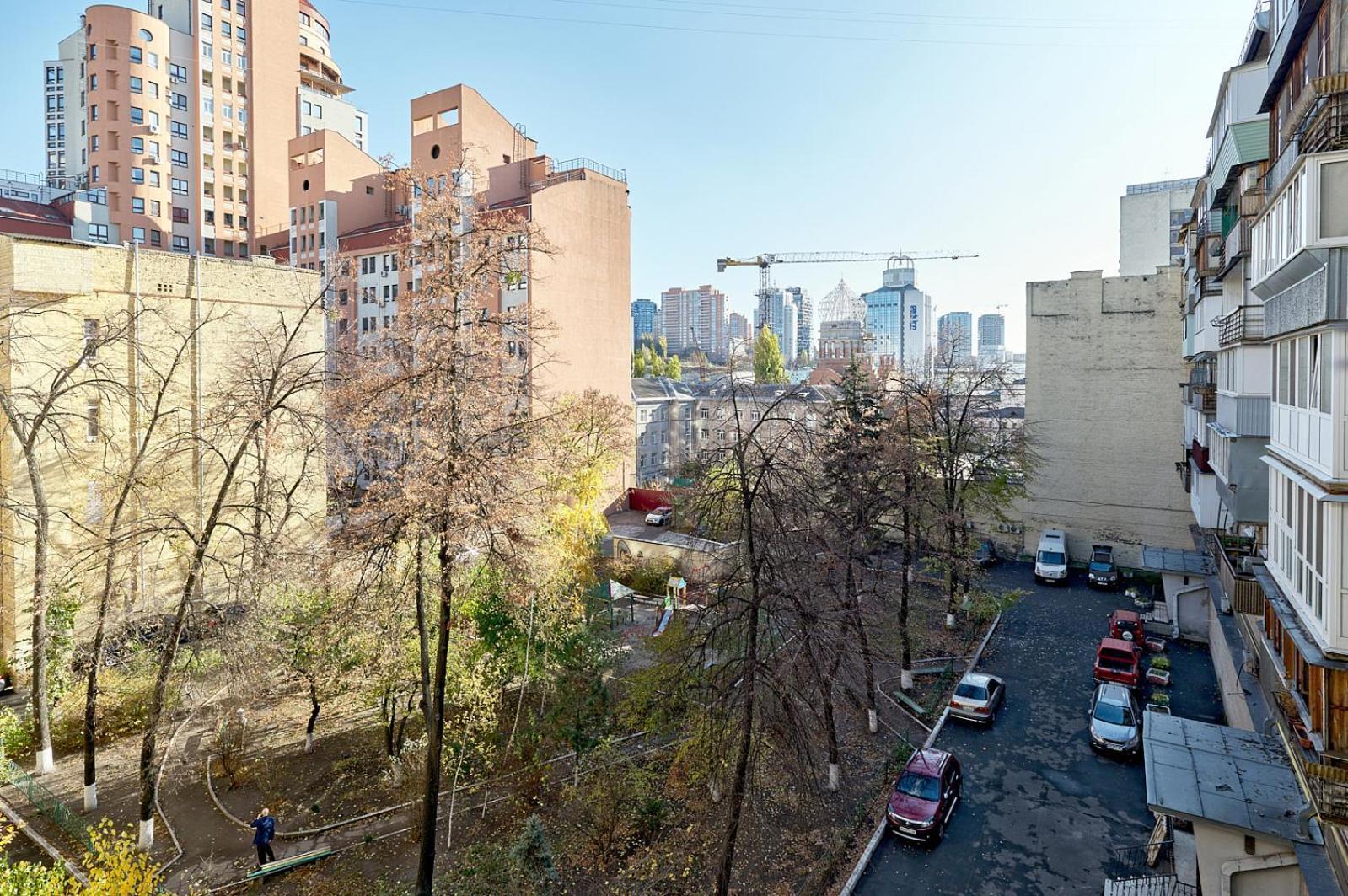 Apartment Olympyska On Velyka Vasylkyvska 45 Kiev Bagian luar foto